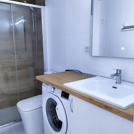 Sunny Tanife By Yumbo Apartment *