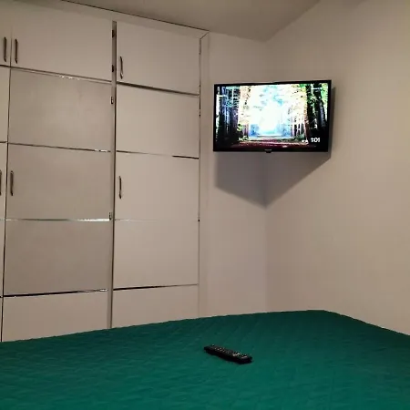 Sunny Tanife By Yumbo