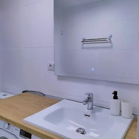 Sunny Tanife By Yumbo *